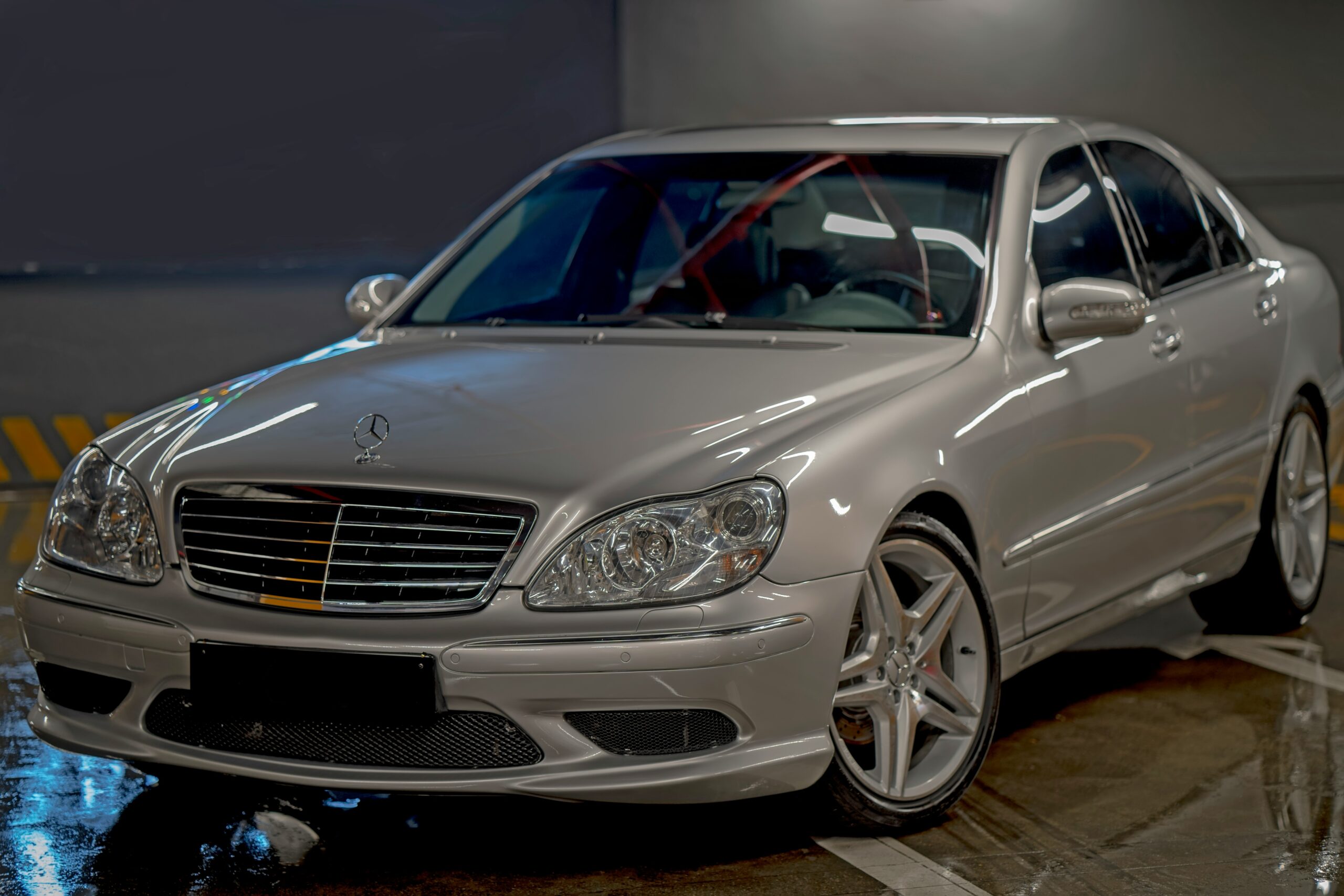 Read more about the article Unleashing the Power of Luxury: The Mercedes-Benz S-Class